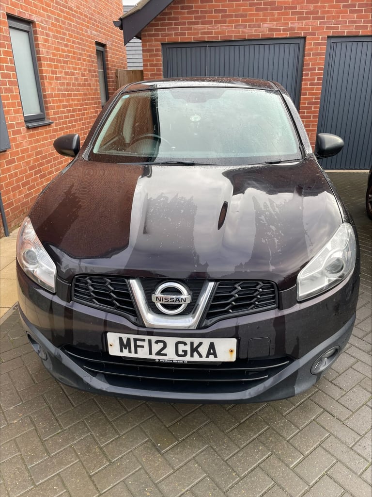 Nissan Quashqai 2012, Manual, Petrol, 5 doors, Excellent Condition with Long MOT