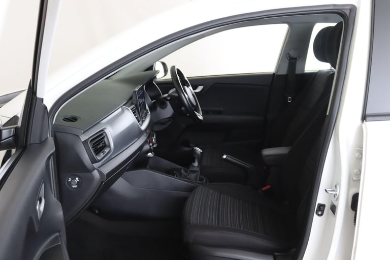 2022 Kia Stonic 1.0 T-GDi 2 Euro 6 (s/s) 5dr HATCHBACK Petrol Manual