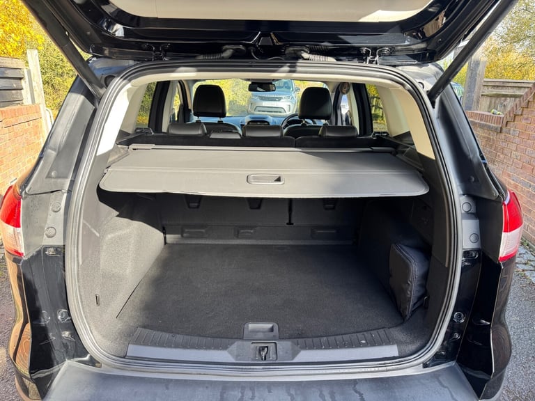 2016 FORD KUGA TITANIUM 1.5 PETROL ECO BOOST SUV MANUAL + 10 FORD SERVICES 