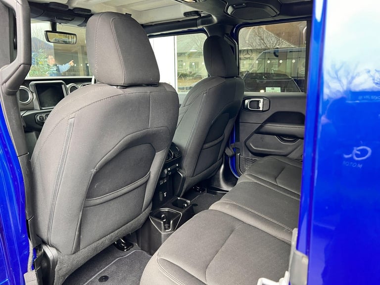 2020 Jeep Wrangler 2.2 MultiJetII Sahara SUV 4dr Diesel Auto 4WD Euro 6 (s/s) (200 ps) CONVERTIBL...