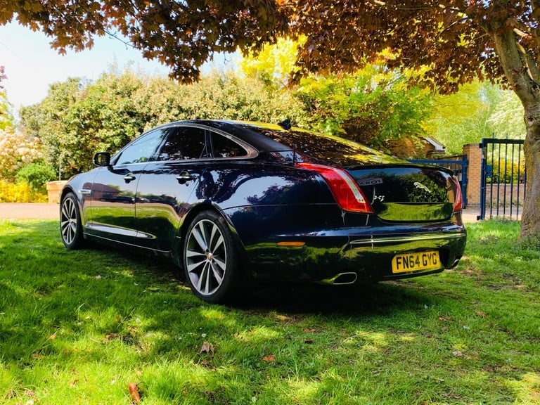 2014 Jaguar XJ 3.0d V6 Portfolio Auto Euro 5 (s/s) 4dr SALOON Diesel Automatic