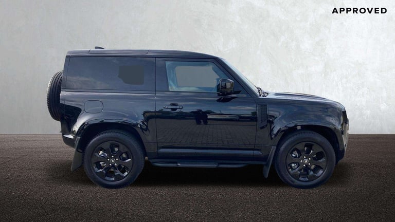 2025 Land Rover Defender 3.0 D250 X-Dynamic SE 90 3dr Auto ESTATE DIESEL Automatic