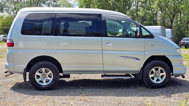 Fresh Import Mitsubishi Delica Spacegear Chamonix L400 3.0 Auto 8 Seater MPV 4X4