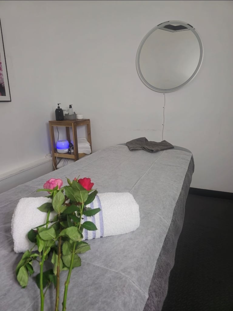 Professional Thai massage, body scrub, waxing 