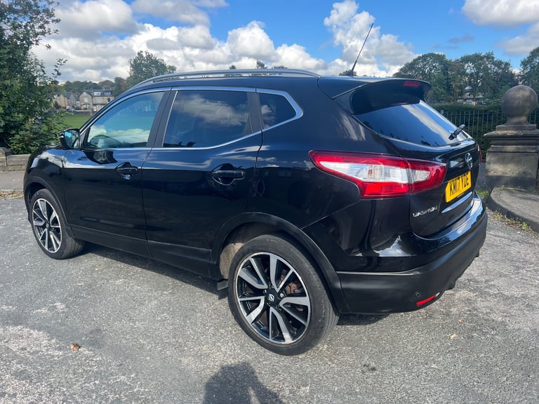 Nissan, QASHQAI, Hatchback, 2017, automatic , 1598 (cc), 5 doors