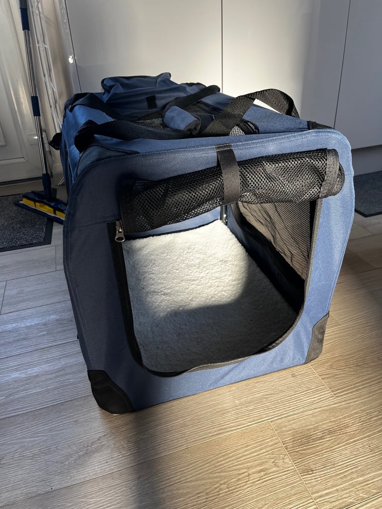 image for Medium to  Large dog crate 