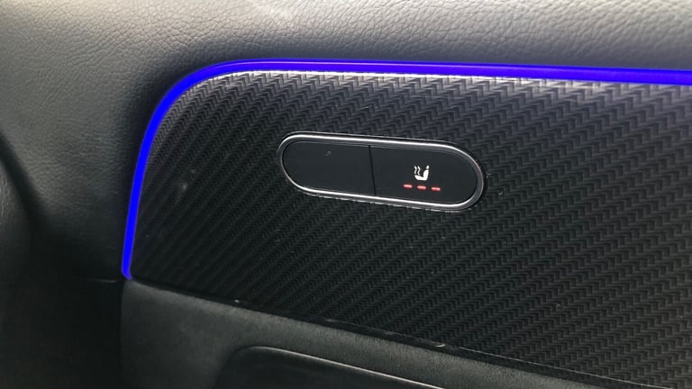 2021 Mercedes-Benz GLB GLB 220 AMG LINE PREM D 4 Estate Diesel Automatic