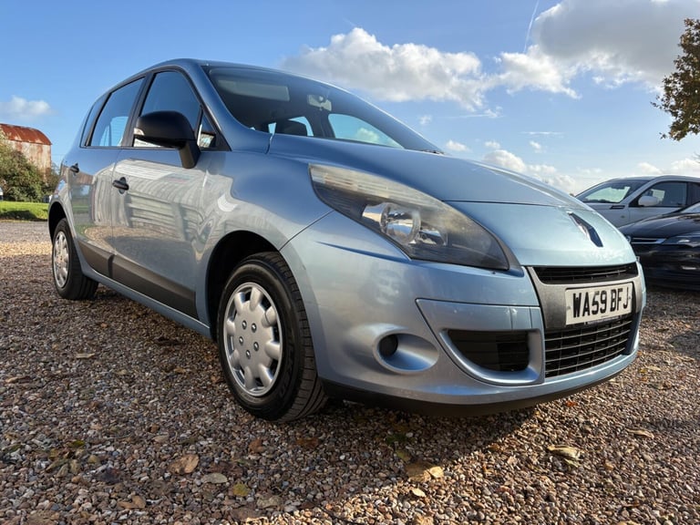 2009 Renault Scenic 1.6 VVT Extreme 5dr MPV PETROL Manual