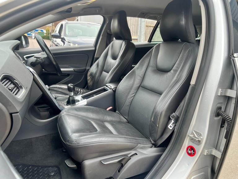 2013 Volvo V60 2.0 D3 SE Lux Euro 5 (s/s) 5dr ESTATE Diesel Manual