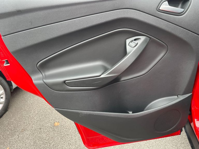 2018 Ford Kuga 2.0 TDCi EcoBlue Zetec AWD Euro 6 (s/s) 5dr HATCHBACK Diesel Manual