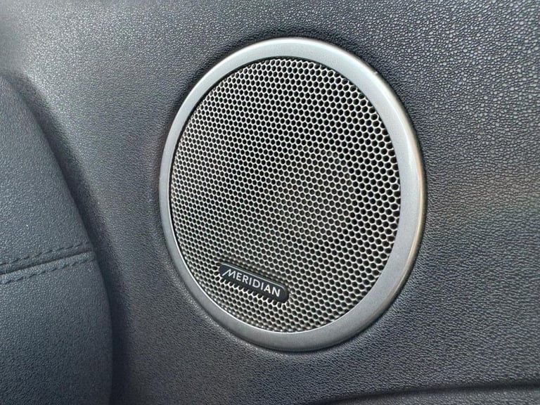 2012 62 LAND ROVER RANGE ROVER EVOQUE 2.2 SD4 PURE SUV 5DR DIESEL AUTO 4WD EURO