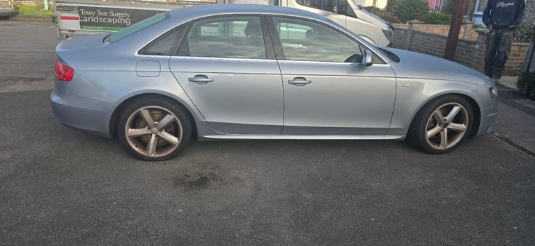 Audi, A4, Saloon, 2010, Manual, 1798 (cc), 4 doors