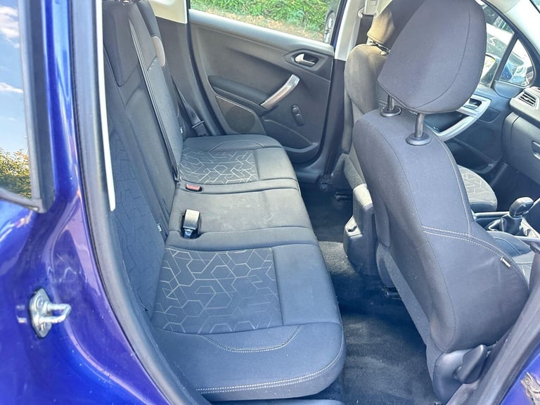 2013 Peugeot 2008 1.2 VTi Active Euro 5 5dr HATCHBACK Petrol Manual