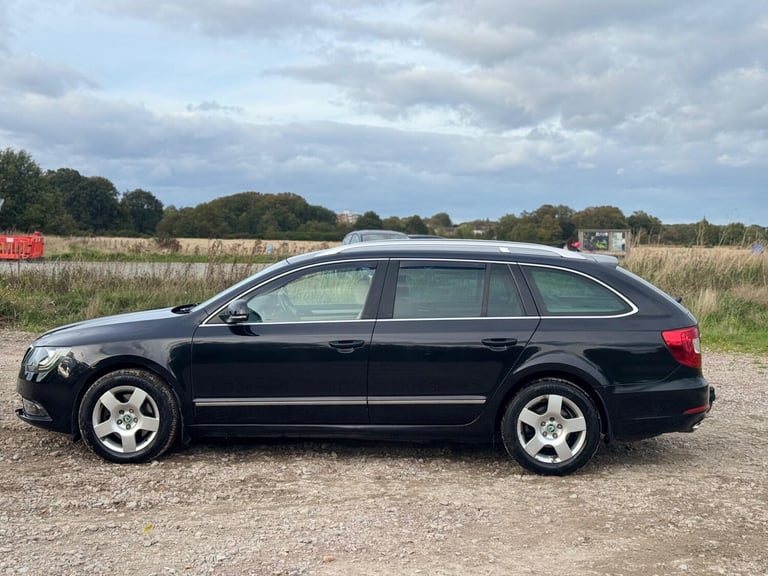2014 Skoda Superb 2.0 TDI CR 170 Elegance 4X4 5dr DSG ESTATE DIESEL Automatic