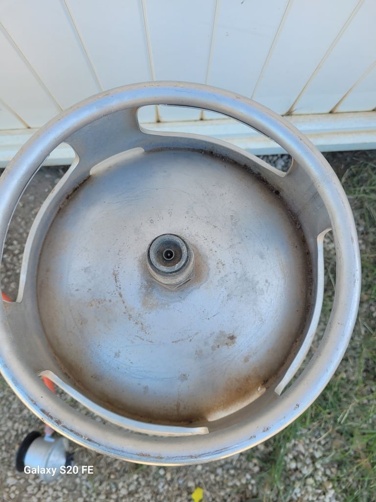 image for Spanish gas bottle with regulator 