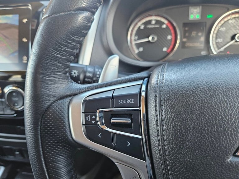 Mitsubishi L200 DI-D CHALLENGER DCB