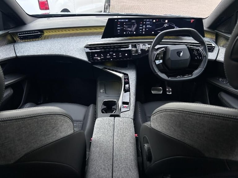 2025 Peugeot 5008 1.2 Hybrid Gt Suv 5dr Petrol Hybrid E Dsc6 Euro 6 (s/s) (136 Ps) HATCHBACK Petr...
