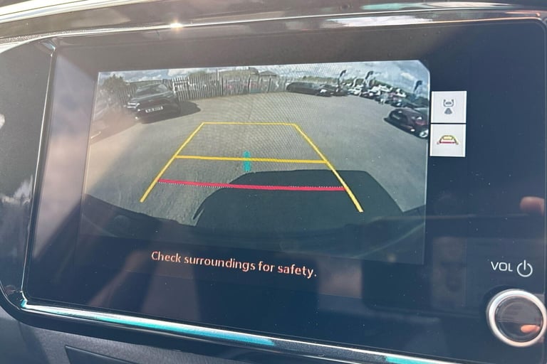 2025 Toyota Hilux Invincible X D/Cab Pick Up 2.8 Hybrid 48V Auto PICK UP DIESEL Automatic