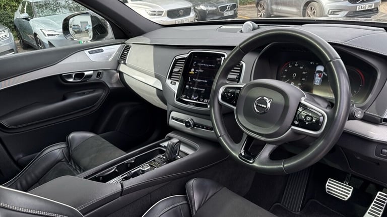 2021 Volvo XC90 Recharge R-Design Pro, T8 AWD plug-in hybrid, 7 Seats Estate Petrol Parallel PHEV...