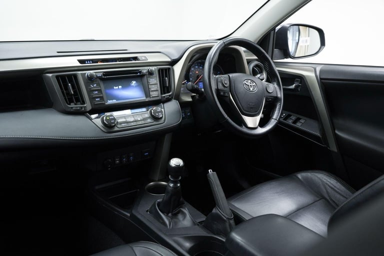 2014 Toyota RAV4 2.0 D-4D Invincible 5dr ESTATE DIESEL Manual