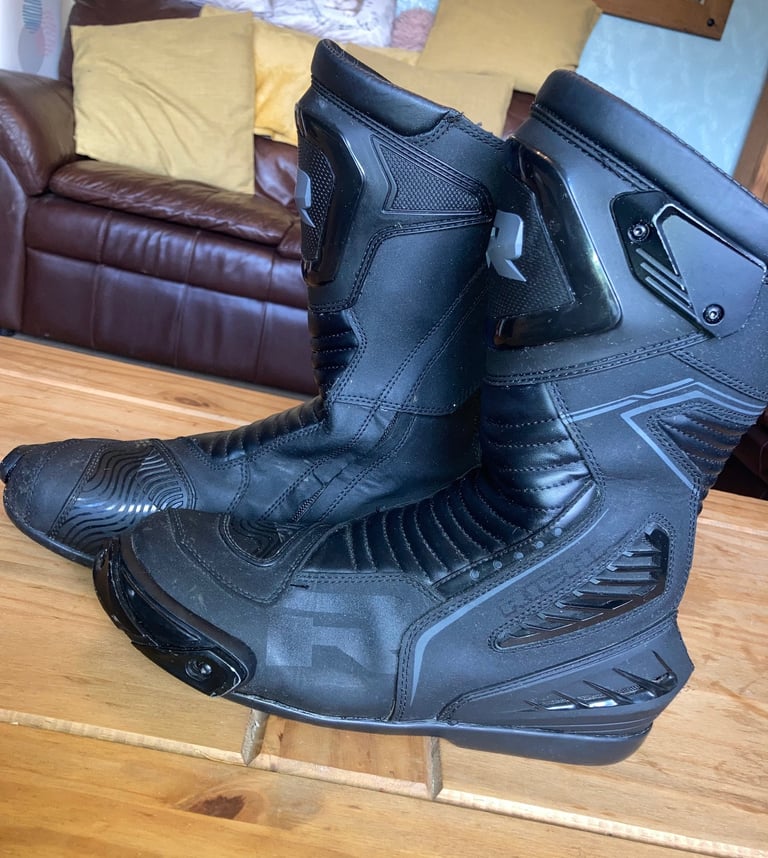 Motorbike boots 