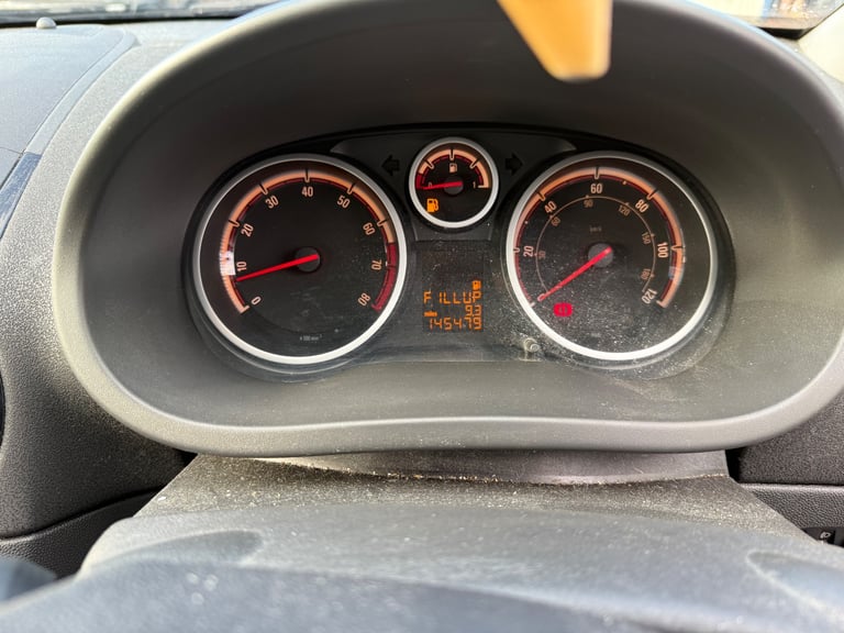 2013 Vauxhall Corsa 1.4 SE 5 Door 145,000 Miles MOT'd August £1395