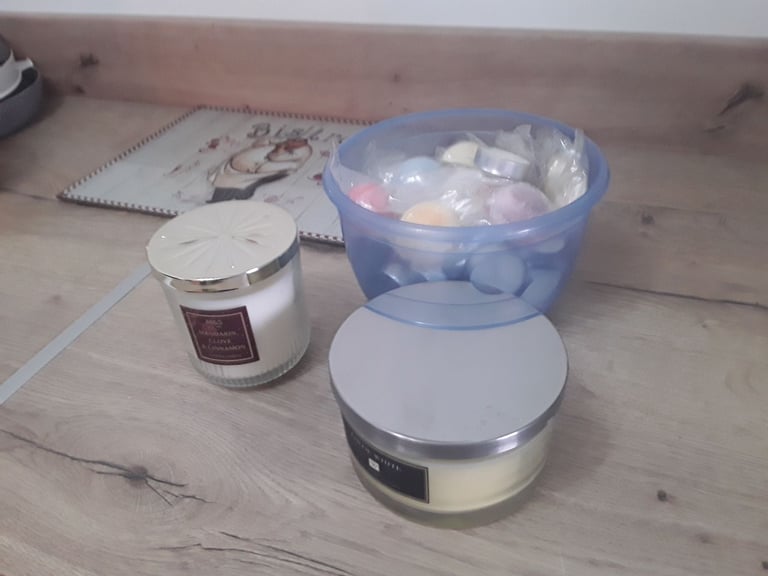 image for Scented candles and spear's 
