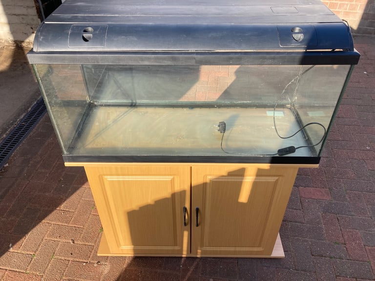 Aquarium, unit and accessories