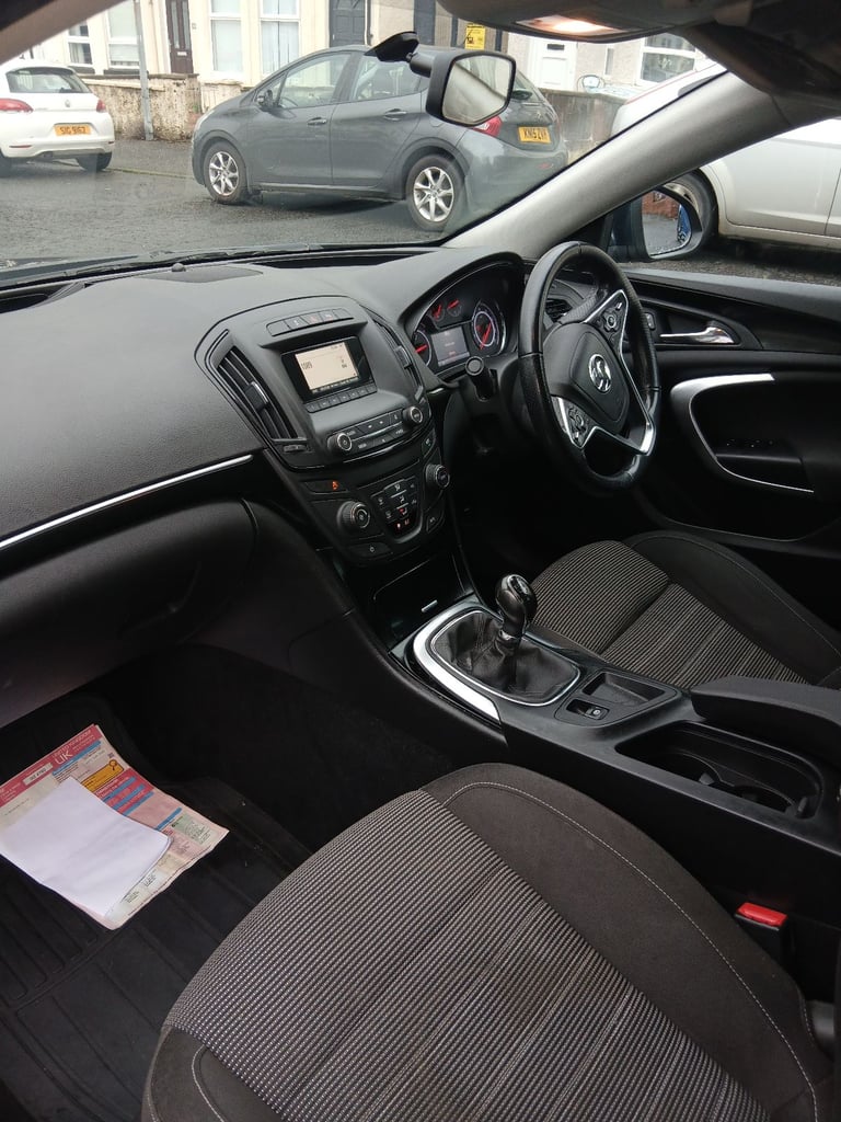 Vauxhall, INSIGNIA, Estate, 2016, Manual, 1598 (cc), 5 doors