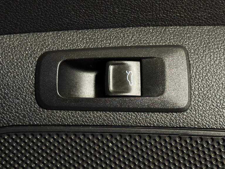 2022 Skoda Karoq 1.5 Tsi Act Sportline Suv 5dr Petrol Dsg Euro 6 (s/s) (150 Ps) ESTATE Petrol Aut...