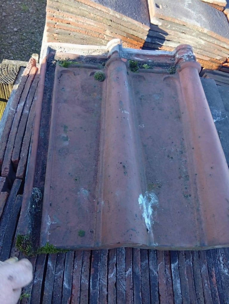 ARMOY bangor blue slates chimney pots floor ridge roof tiles reclaimed