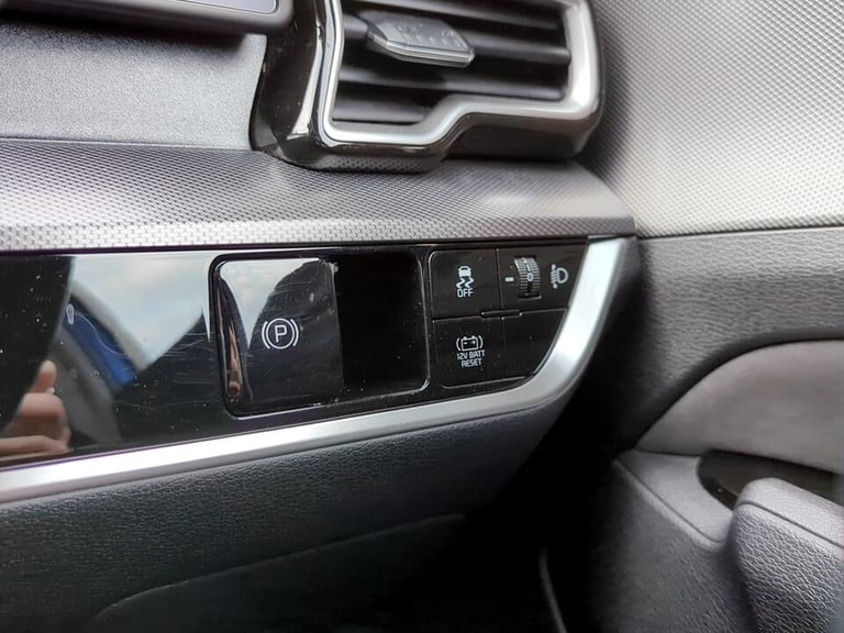 2023 Kia Sportage 1.6T GDi HEV GT-Line 5dr Auto ESTATE PETROL/ELECTRIC Automatic