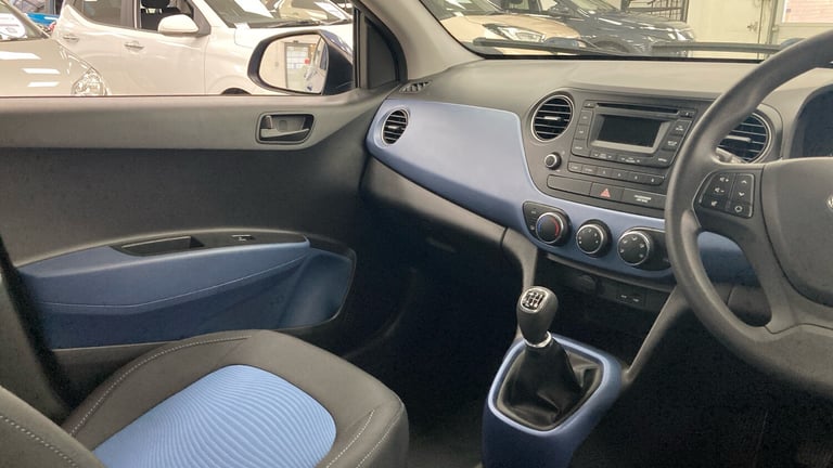 2015 Hyundai i10 1.2 SE 5dr HATCHBACK PETROL Manual