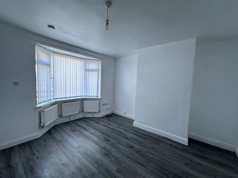 TALBOT ROAD, SOUTH SHIELDS - STUNNING 3-BED HOUSE TO LET 🏡 No Bond | UC Welcome | Prime Location