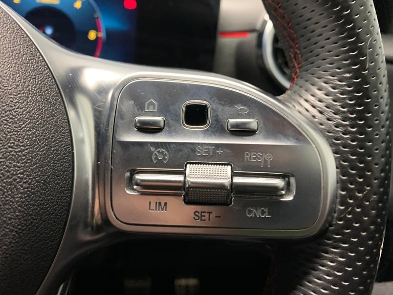 2021 Mercedes-Benz A-Class 2.0 A180d AMG Line (Executive) Hatchback 5dr Diesel Manual Euro 6 (s/s...