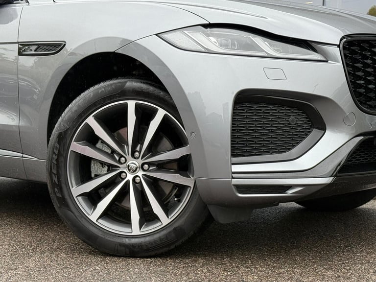 2024 Jaguar F-Pace 2.0 D200 MHEV R-Dynamic SE Black SUV 5dr Diesel Auto AWD Euro 6 (s/s) (204  ES...