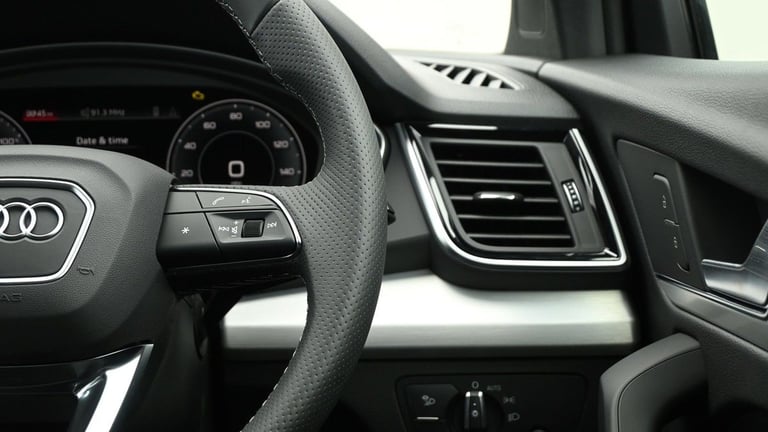 2024 Audi Q5 2.0 TFSIe 50 S line SUV 5dr Petrol Plug-in Hybrid S Tronic quattro Euro 6 ( SUV Petr...