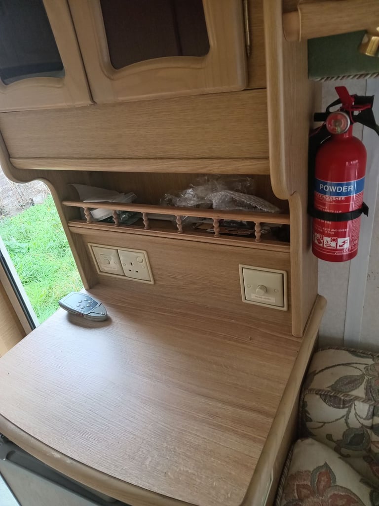 vanroyce caravan 2 berth