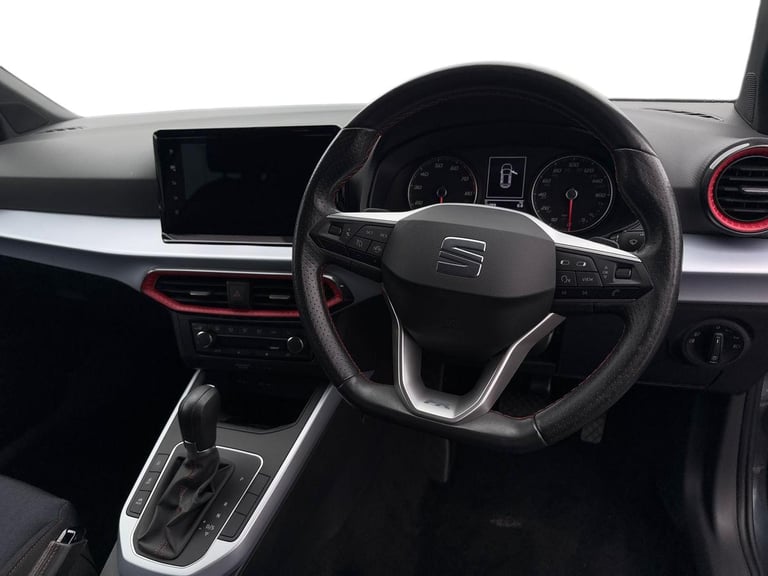 2021 SEAT Arona SEAT Arona 1.5 TSI FR SUV 5dr Petrol DSG Euro 6 (s/s) (150 ps) SUV PETROL Automatic