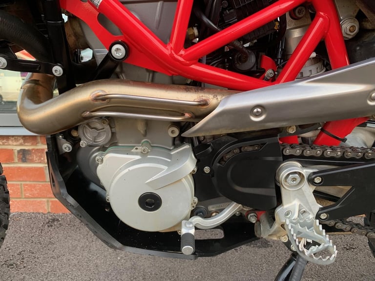 GAS GAS ES 700 - ONE OWNER - 2 YEAR WARRANTY