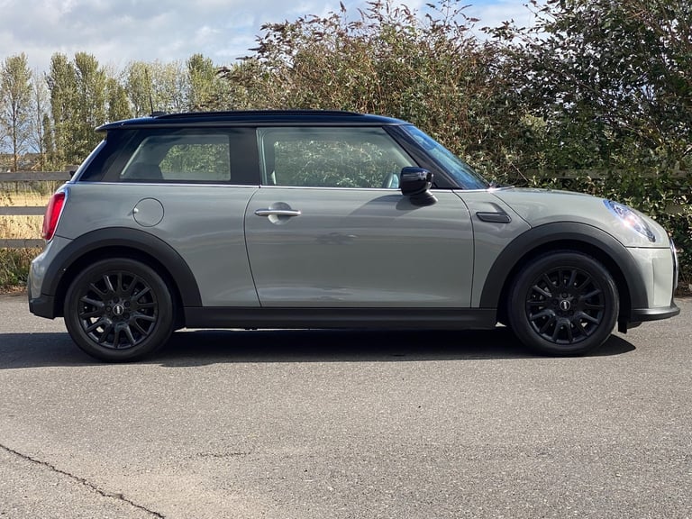2021 MINI Hatch 1.5 Cooper Classic Auto 3dr - Apple CarPlay &amp; Sat Nav &amp; Cruise Control HA...