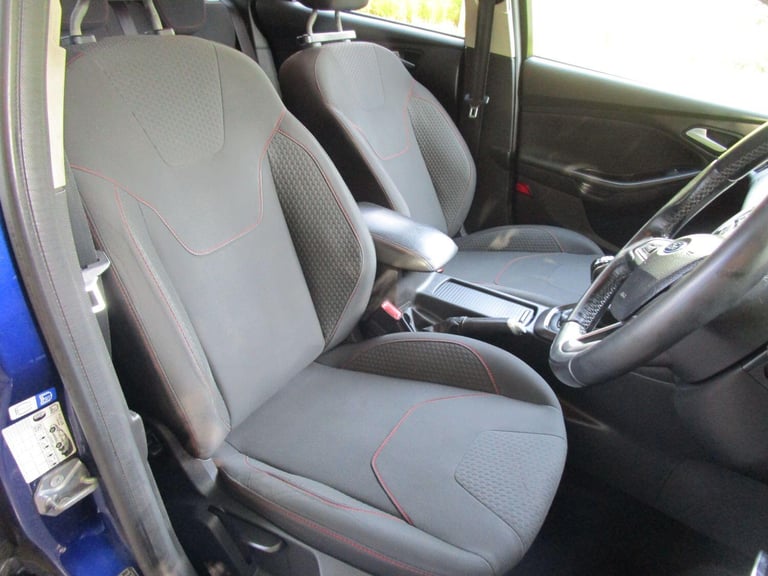 FORD FOCUS 1.6 TDCi Zetec S Performance Blue - 2 Owners 2015