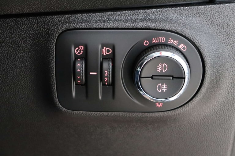 2019 Vauxhall Corsa 1.4 Corsa Griffin 5dr Hatchback Petrol Manual