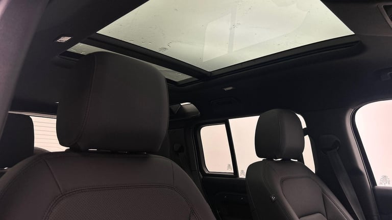 2025 Land Rover Defender 110 3.0 D350 MHEV X-Dynamic SE SUV 5dr Diesel Auto 4WD Euro 6 (s/s) (350...