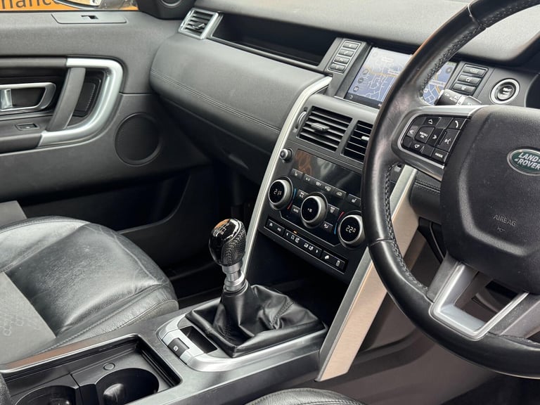 2017 Land Rover Discovery Sport 2.0 TD4 SE Tech 4WD Euro 6 (s/s) 5dr ESTATE Diesel Manual