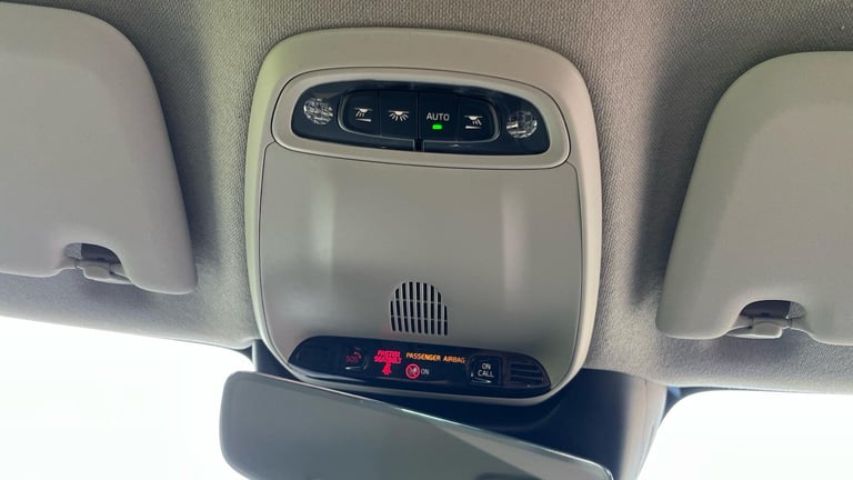 2020 Volvo XC40 Momentum B4 AWD mild hybrid ESTATE Petrol/Electric Hybrid Automatic