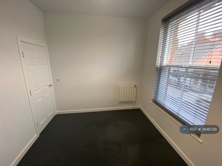 2 bedroom flat in Grange House, Darlington, DL1 (2 bed) (#2646729)