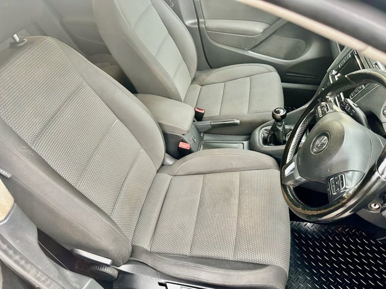 2012 Volkswagen Golf 1.6 TDI Match Hatchback 5dr Diesel Manual Euro 5 (105 ps) Hatchback Diesel M...
