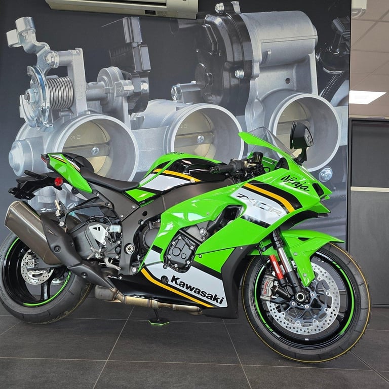 KAWASAKI NINJA ZX-10R-25 MODEL-UNREGISTERED-4 YEAR WARRANTY