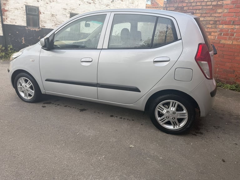 Hyundai, I10, Hatchback, 2010, Manual, 1248 (cc), 5 doors